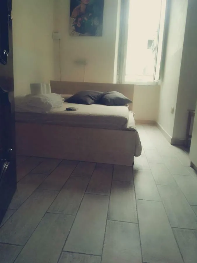 Hotel IL Cinquecento Napoli 0*,