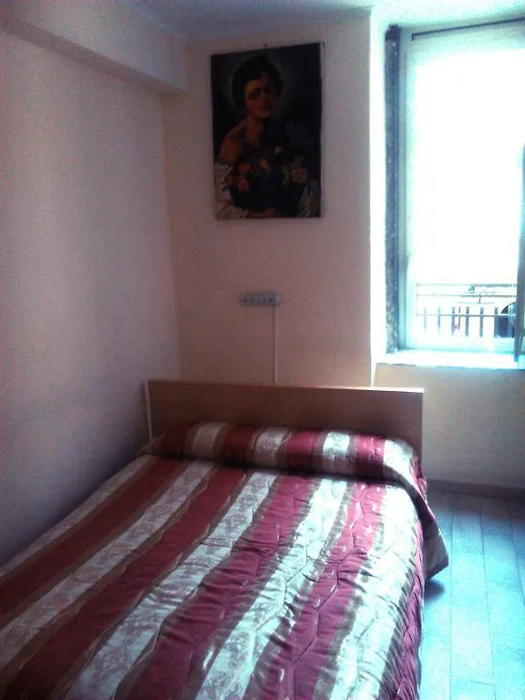 Hotel IL Cinquecento Nápoles 0*,
