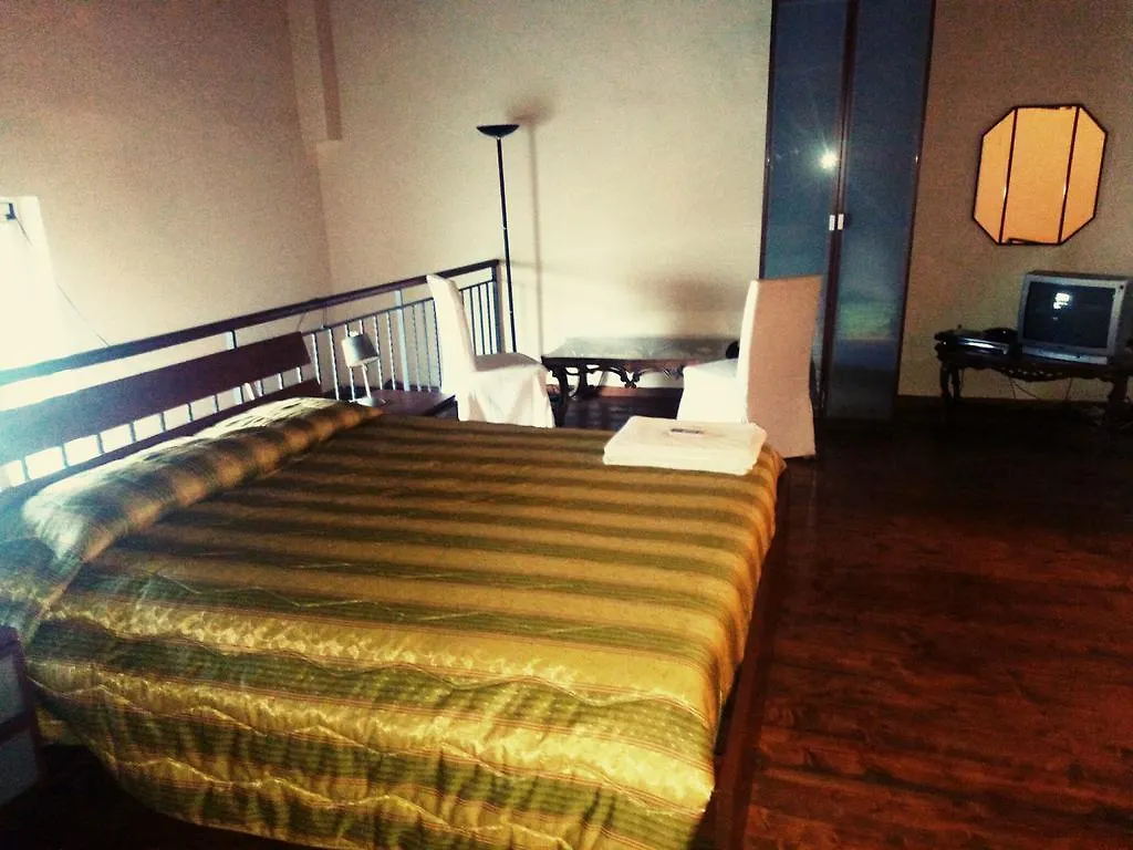 Hotel Il Cinquecento Neapol 0*,